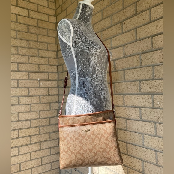 Coach Handbags - Coach Brown Tan Signature Logo File Messenger Crossbody Bag Adjustable Strap